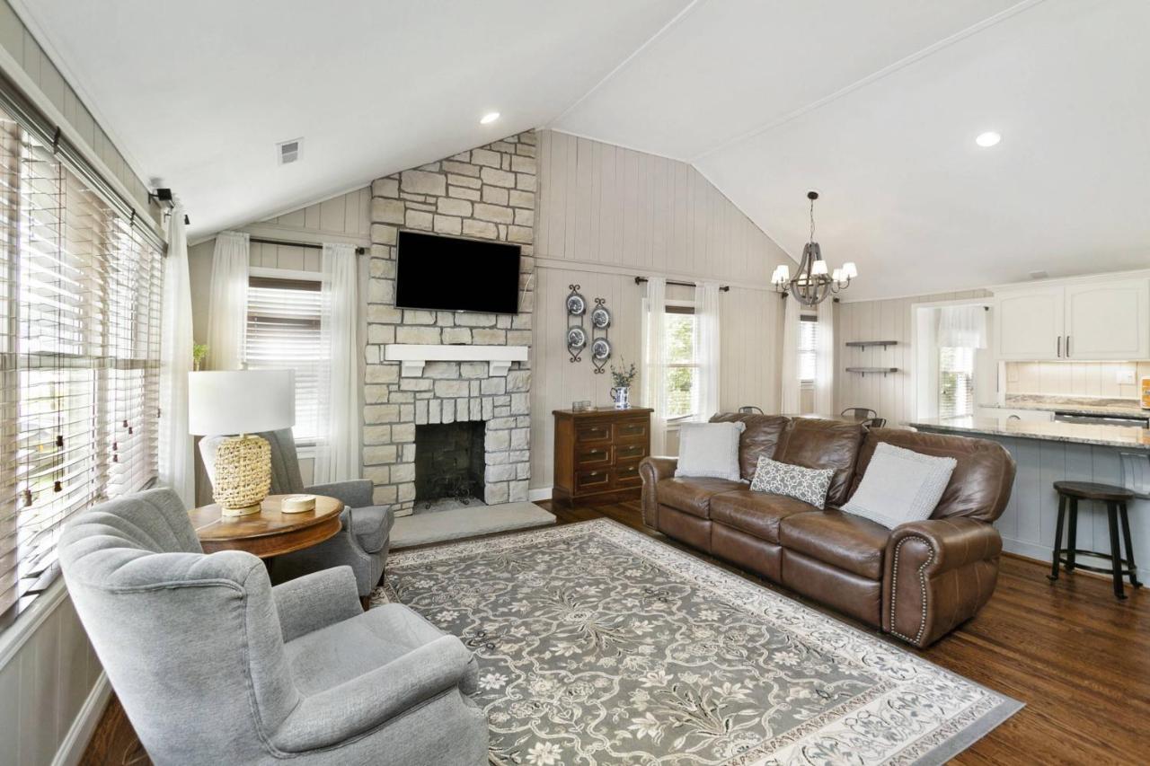 Mill Stream Cottage Pigeon Forge Bagian luar foto