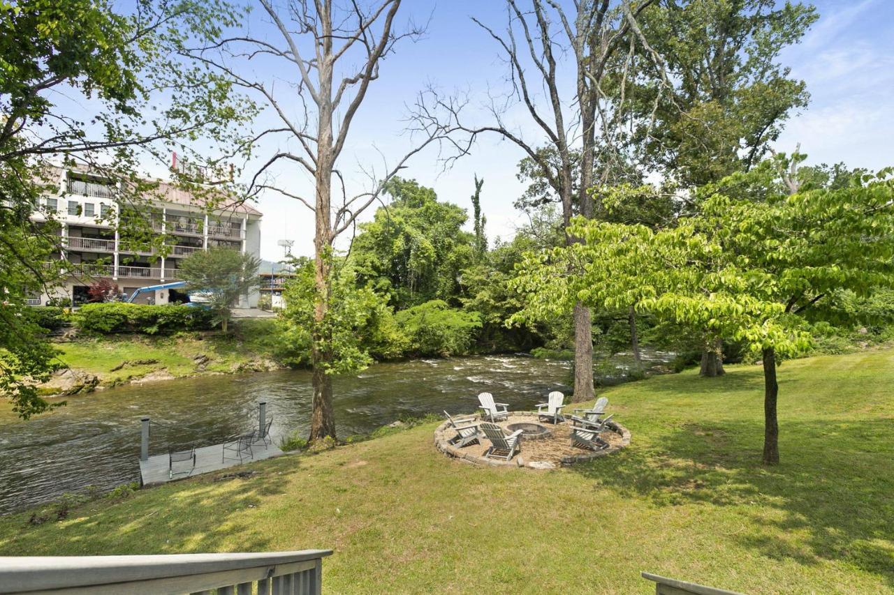 Mill Stream Cottage Pigeon Forge Bagian luar foto