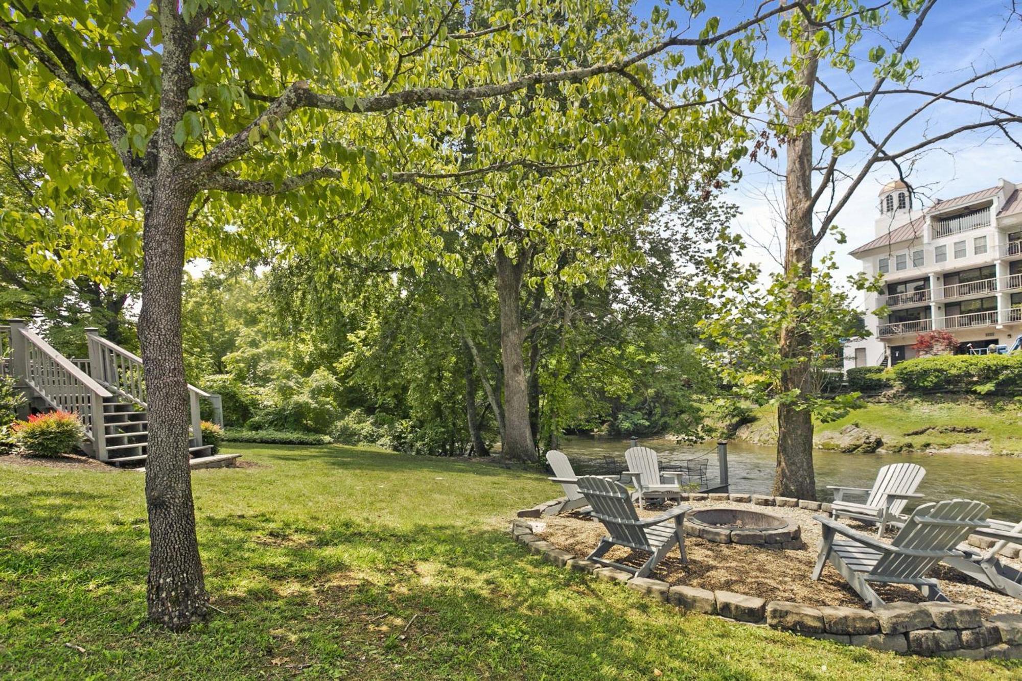 Mill Stream Cottage Pigeon Forge Bagian luar foto
